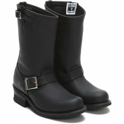 Frye Women's Engineer 12R In Black 8 Frye Women's Engineer 12R In Black -Hunter Shop 4 1 41 2 1 1100x