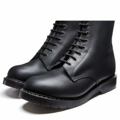 Solovair 8 Eye Derby Boot In Black Greasy -Hunter Shop s8551bgg 105 3 1100x